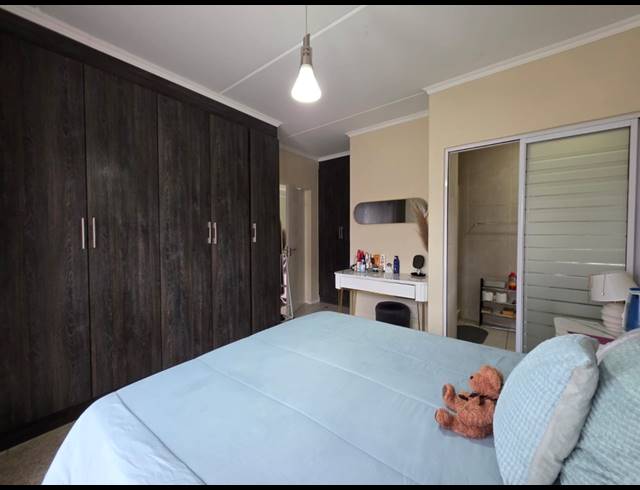 3 BEDROOM APARTMENT FOR SALE IN MODDERFONTEIN